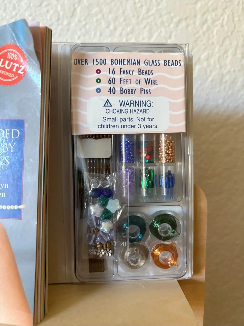 New Klutz Beaded Bobby Pins Hair Craft Kit w Instructions Beads Wire DIY 1999